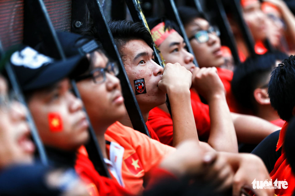 Giọt nước mắt tiếc nuối cho các chiến binh U23 Việt Nam - Ảnh 5.