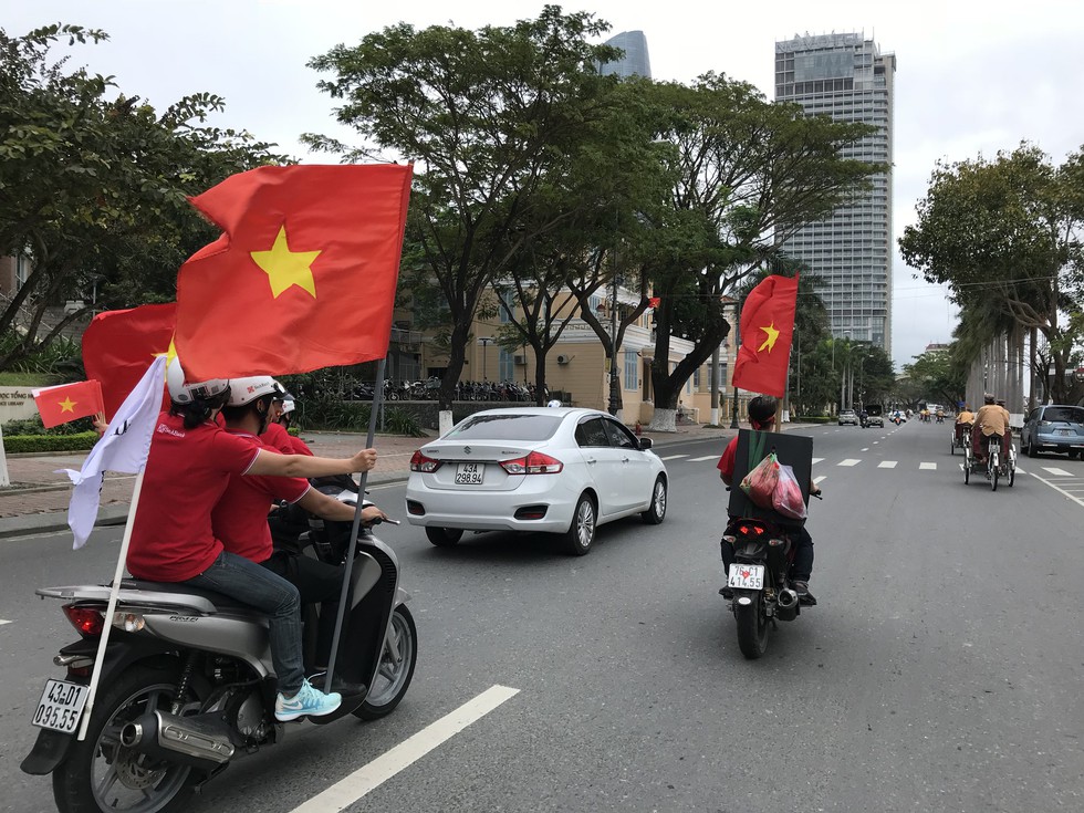 Cả nước nóng lên từng giờ chờ trận chung kết - Ảnh 22.