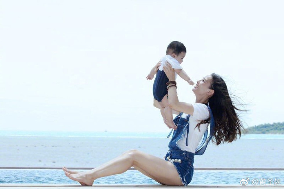Huỳnh Thánh Y và chiếc áo cưới 10 năm đợi chờ - Ảnh 6. Huỳnh Thánh Y và chiếc áo cưới 10 năm đợi chờ - Ảnh 6.