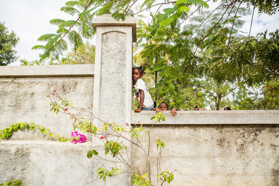 Những hình ảnh sống động từ Haiti - Ảnh 12. Những hình ảnh sống động từ Haiti - Ảnh 12.