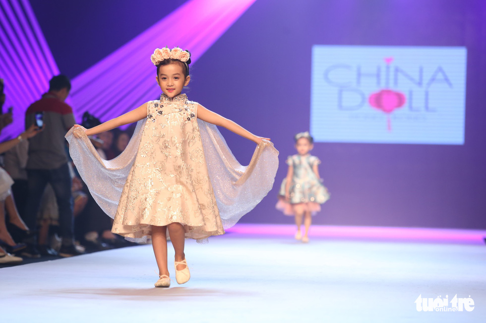 7 nhà thiết kế châu Á giới thiệu thời trang trẻ em tại Sài Gòn - Ảnh 14.