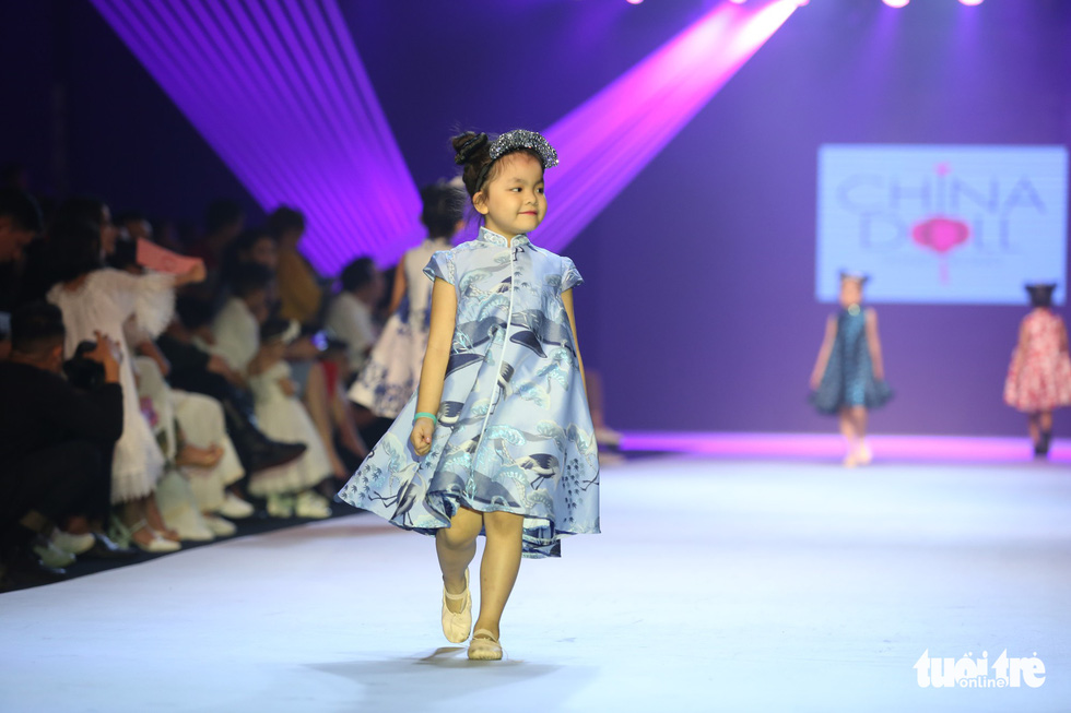 7 nhà thiết kế châu Á giới thiệu thời trang trẻ em tại Sài Gòn - Ảnh 15.