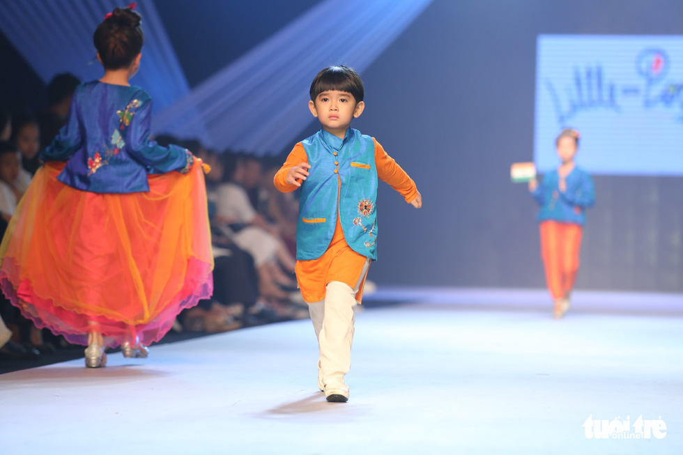 7 nhà thiết kế châu Á giới thiệu thời trang trẻ em tại Sài Gòn - Ảnh 25.