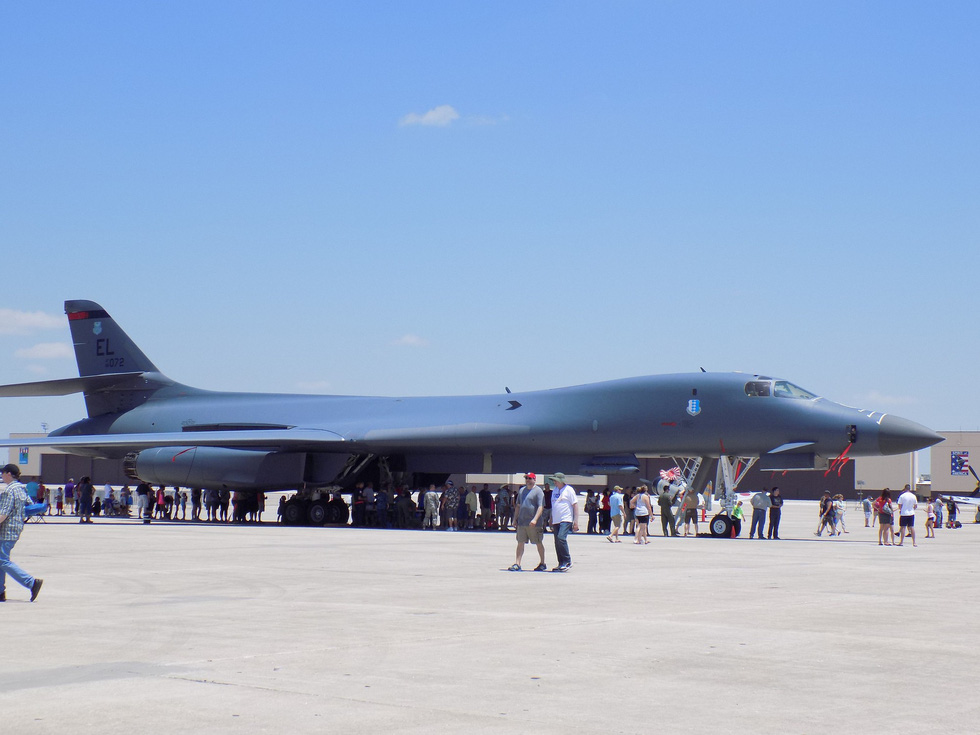 Xem ‘Airshow’ ở căn cứ không lực Hoa Kỳ - Ảnh 12.