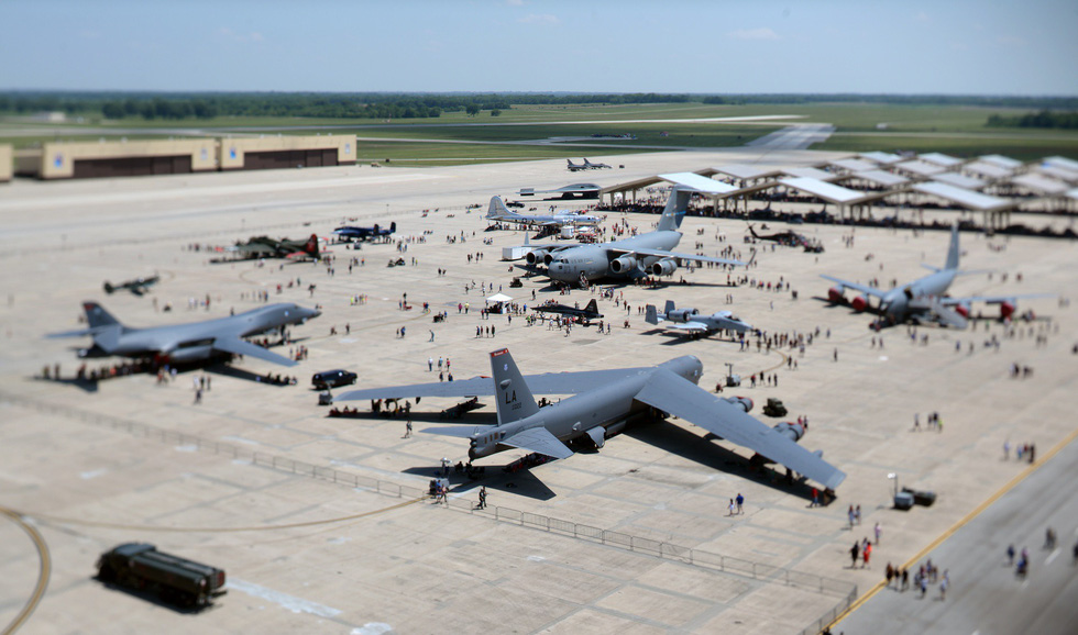 Xem ‘Airshow’ ở căn cứ không lực Hoa Kỳ - Ảnh 2.