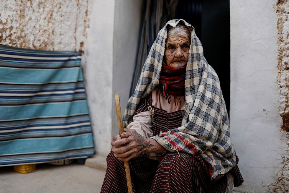 Những gia đình cuối cùng sống dưới lòng đất ở Tunisia - Ảnh 14.