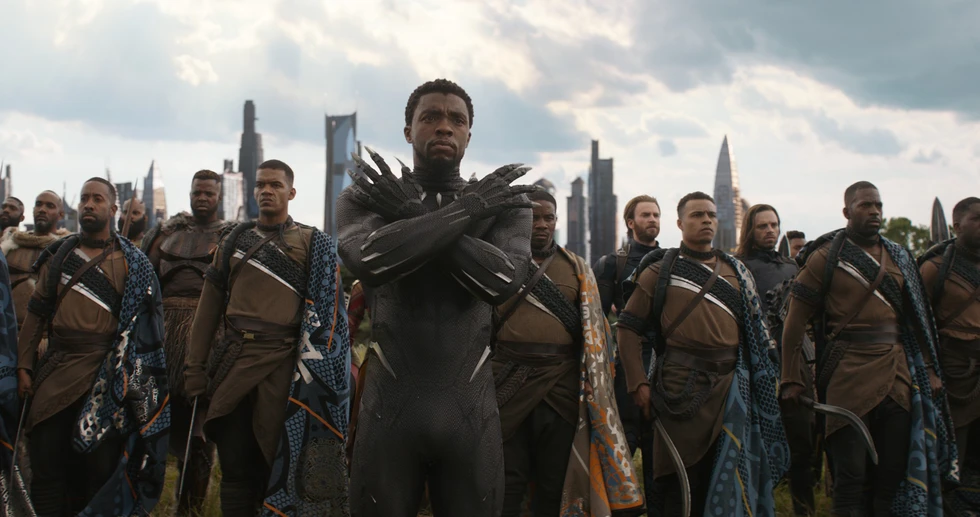 The Avengers Infinity war: trận chiến tàn bạo của 70 siêu anh hùng - Ảnh 5. The Avengers Infinity war: trận chiến tàn bạo của 70 siêu anh hùng - Ảnh 5.
