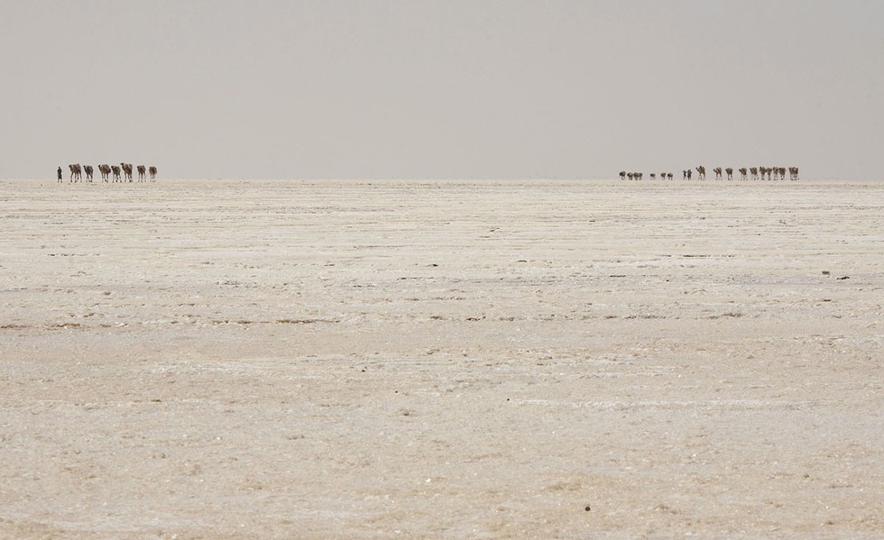 Đến Ethiopia khám phá ‘vùng chảo’ sa mạc Danakil - Ảnh 14. Đến Ethiopia khám phá ‘vùng chảo’ sa mạc Danakil - Ảnh 14.