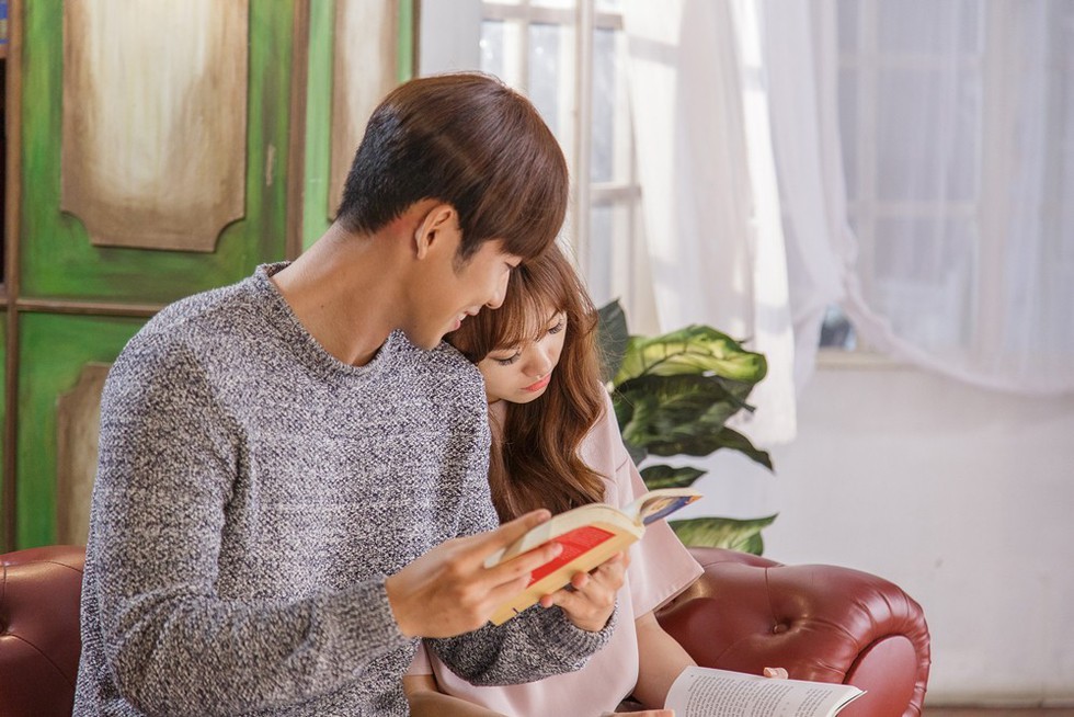 MV của Soobin, Chi Pu, Tóc Tiên, Hari Won... không hiểu sao mà hot? - Ảnh 12. MV của Soobin, Chi Pu, Tóc Tiên, Hari Won... không hiểu sao mà hot? - Ảnh 12.