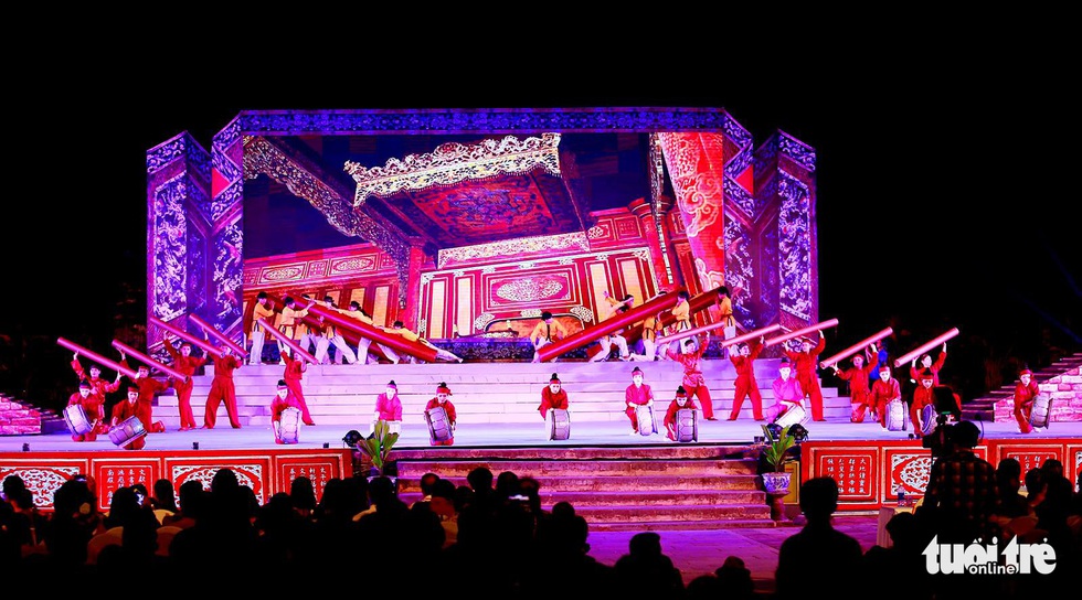 Festival Huế 2018: Văn hiến kinh kỳ kể chuyện nước Việt thế kỷ 19 - Ảnh 4. Festival Huế 2018: Văn hiến kinh kỳ kể chuyện nước Việt thế kỷ 19 - Ảnh 4.