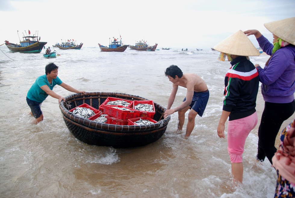 Nụ cười hồi sinh từ vùng biển chết - Ảnh 5. Nụ cười hồi sinh từ vùng biển chết - Ảnh 5.