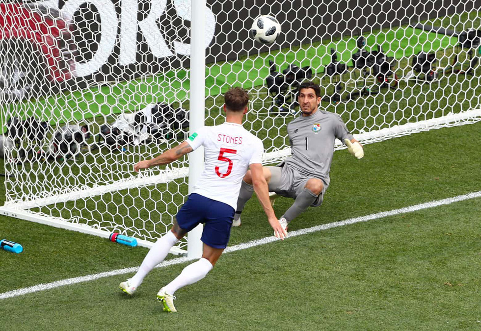 John Stones - hậu vệ đẹp trai, mắt nai mang trái tim sư tử - Ảnh 4.