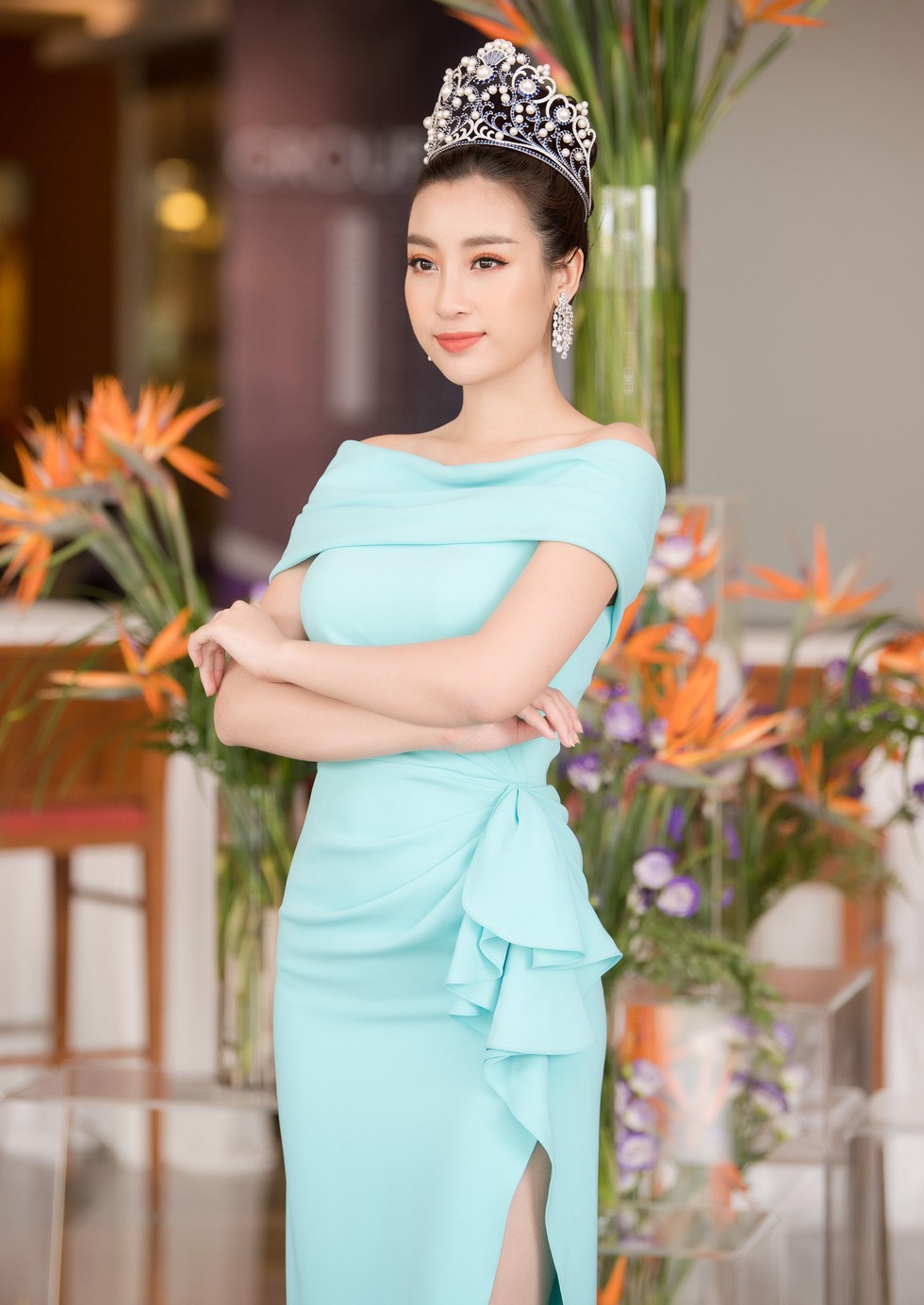 Thí sinh Hoa hậu Việt Nam 2018 sẽ phải bán vé số, cào nghêu - Ảnh 1. Thí sinh Hoa hậu Việt Nam 2018 sẽ phải bán vé số, cào nghêu - Ảnh 1.