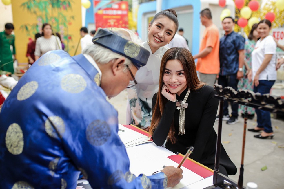 Mùa hoa trở lại mở màn Gala nhạc Việt Về nhà đón Tết - Ảnh 4. Mùa hoa trở lại mở màn Gala nhạc Việt Về nhà đón Tết - Ảnh 4.