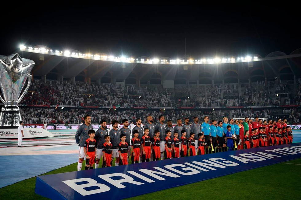 Lễ khai mạc Asian Cup 2019: Đơn giản nhưng hoành tráng - Ảnh 8. Lễ khai mạc Asian Cup 2019: Đơn giản nhưng hoành tráng - Ảnh 8.