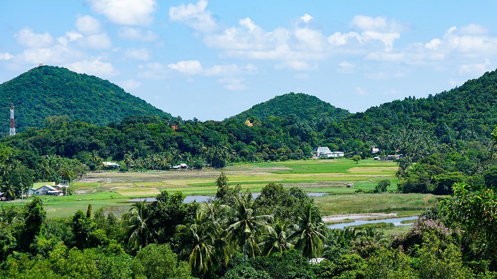 Hà Tiên, thành phố của những cánh đồng xanh - Ảnh 13. Hà Tiên, thành phố của những cánh đồng xanh - Ảnh 13.