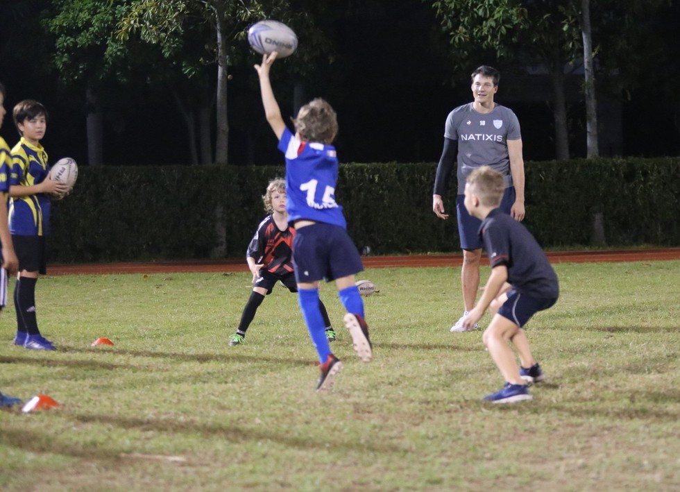 Nhà vô địch World Cup Rugby đến Việt Nam tìm nguồn cội - Ảnh 3. Nhà vô địch World Cup Rugby đến Việt Nam tìm nguồn cội - Ảnh 3.