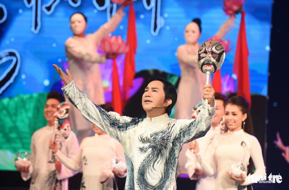 Kim Tử Long hội tụ với Ngọc Huyền, Phương Hồng Thủy... ở live show - Ảnh 2. Kim Tử Long hội tụ với Ngọc Huyền, Phương Hồng Thủy... ở live show - Ảnh 2.