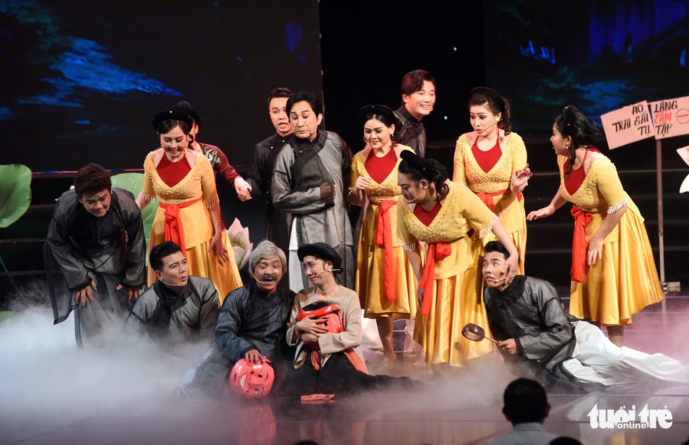 Kim Tử Long hội tụ với Ngọc Huyền, Phương Hồng Thủy... ở live show - Ảnh 3. Kim Tử Long hội tụ với Ngọc Huyền, Phương Hồng Thủy... ở live show - Ảnh 3.