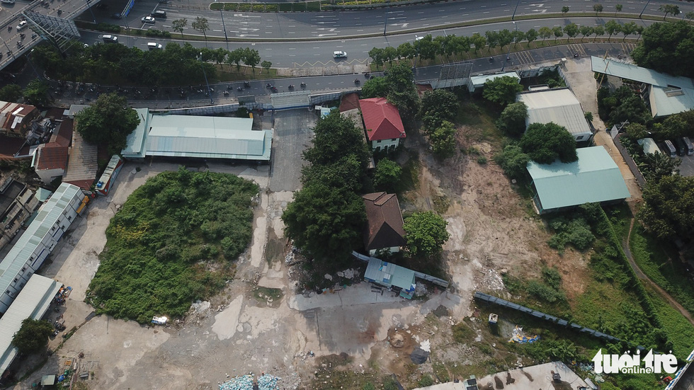 Cận cảnh công trình 35.000m2 xây không phép sẽ bị cưỡng chế tháo dỡ ở TP.HCM - Ảnh 8. Cận cảnh công trình 35.000m2 xây không phép sẽ bị cưỡng chế tháo dỡ ở TP.HCM - Ảnh 8.
