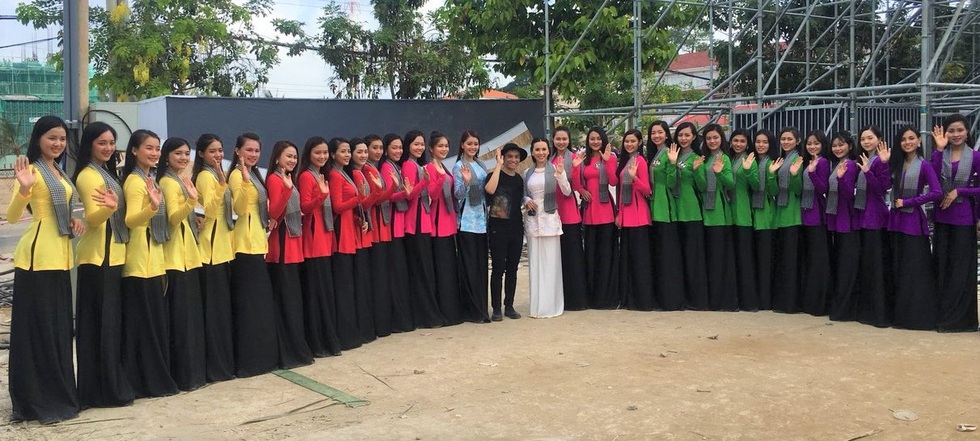 Hàng chục ngàn người tham dự Lễ hội dừa Bến Tre 2019 - Ảnh 1. Hàng chục ngàn người tham dự Lễ hội dừa Bến Tre 2019 - Ảnh 1.