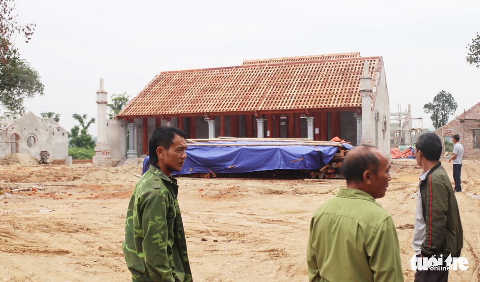 Toàn cảnh chùa Linh Sâm triệu đô xây chui trên đất di tích đền cổ - Ảnh 6. Toàn cảnh chùa Linh Sâm triệu đô xây chui trên đất di tích đền cổ - Ảnh 6.