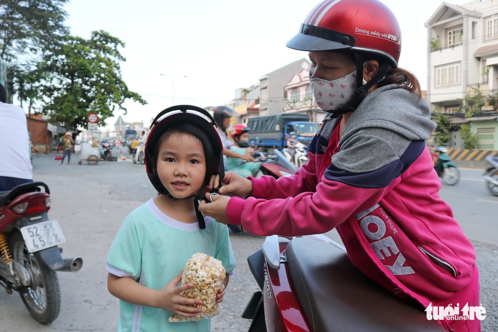 Giao thông TP.HCM có bước chuyển mình - Ảnh 5. Giao thông TP.HCM có bước chuyển mình - Ảnh 5.