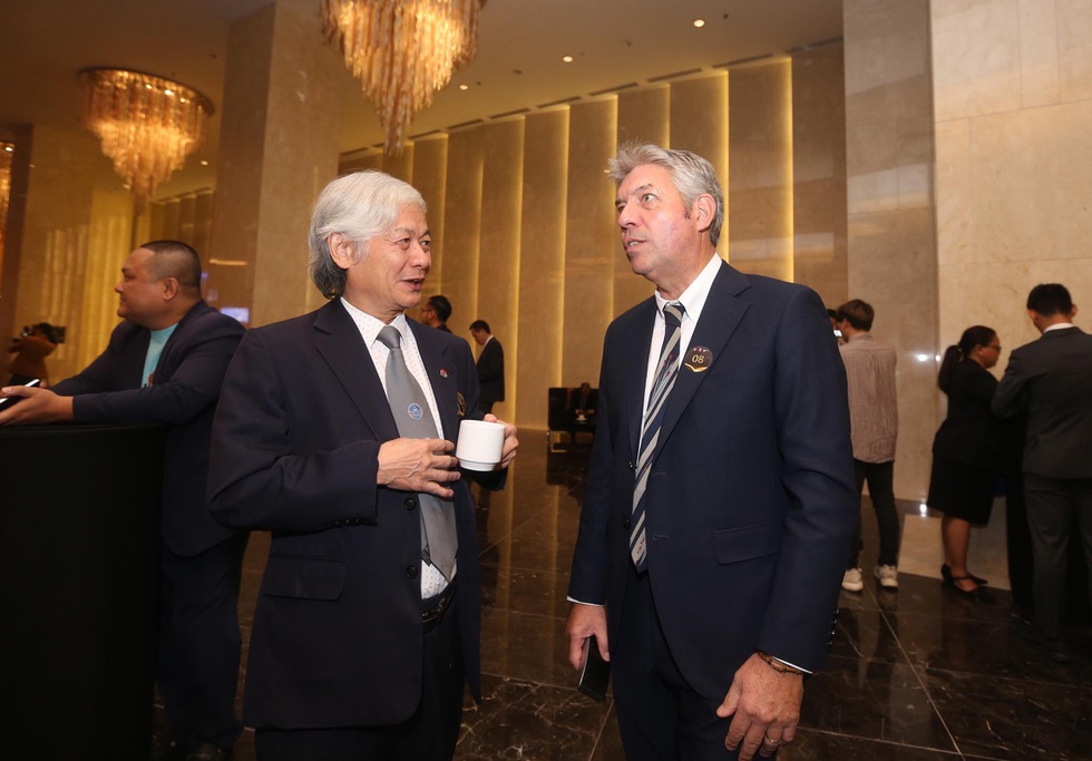 HLV Park Hang Seo, Quang Hải thắng Giải HLV và cầu thủ của năm tại AFF Awards 2019 - Ảnh 22. HLV Park Hang Seo, Quang Hải thắng Giải HLV và cầu thủ của năm tại AFF Awards 2019 - Ảnh 22.