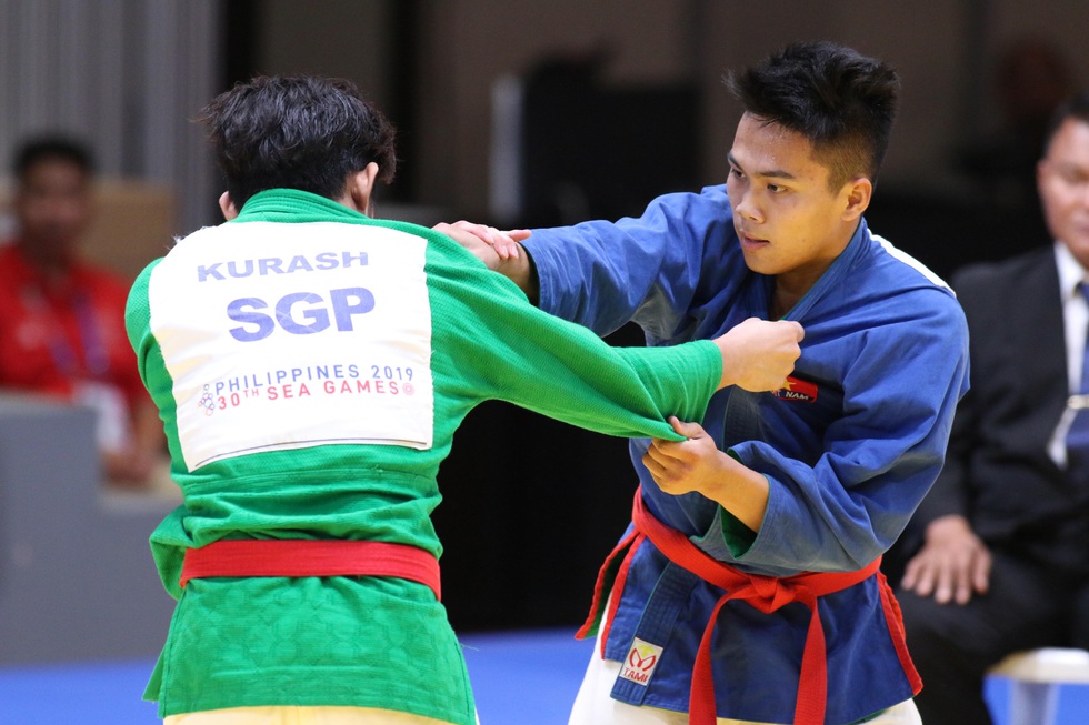 SEA Games 30 ngày 2-12: ‘Ngày vàng’ của Kurash, ‘ngày bạc’ của võ gậy - Ảnh 5. SEA Games 30 ngày 2-12: ‘Ngày vàng’ của Kurash, ‘ngày bạc’ của võ gậy - Ảnh 5.