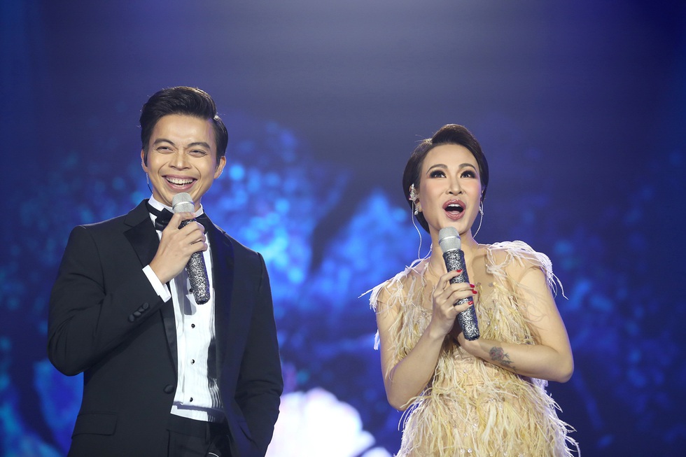 2019: Sân khấu ca nhạc hồi sinh với nhiều live show cháy vé - Ảnh 10. 2019: Sân khấu ca nhạc hồi sinh với nhiều live show cháy vé - Ảnh 10.