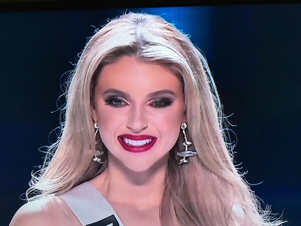 Người đẹp Nam Phi Zozibini Tunzi giành vương miện Miss Universe 2019 - Ảnh 14. Người đẹp Nam Phi Zozibini Tunzi giành vương miện Miss Universe 2019 - Ảnh 14.