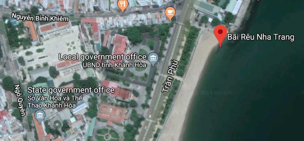Bãi rêu tóc xanh trên con đường đẹp nhất Nha Trang - Ảnh 2. Bãi rêu tóc xanh trên con đường đẹp nhất Nha Trang - Ảnh 2.