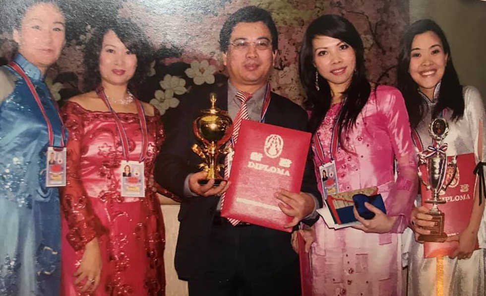 Choáng với chương trình nghệ thuật Triều Tiên 700 người như một - Ảnh 4. Choáng với chương trình nghệ thuật Triều Tiên 700 người như một - Ảnh 4.