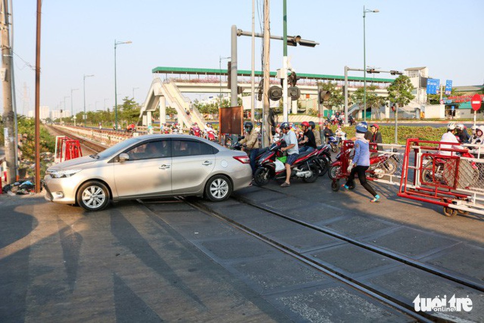 Đừng đùa với tàu lửa - Ảnh 12. Đừng đùa với tàu lửa - Ảnh 12.