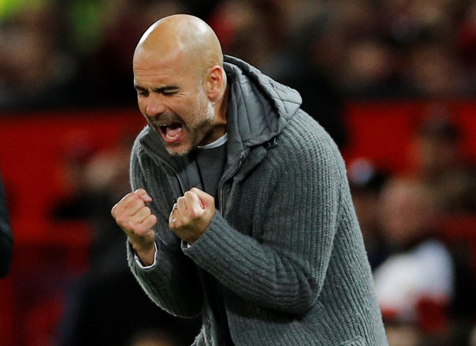 HLV Guardiola nhìn về chức vô địch sau trận derby Manchester - Ảnh 9. HLV Guardiola nhìn về chức vô địch sau trận derby Manchester - Ảnh 9.