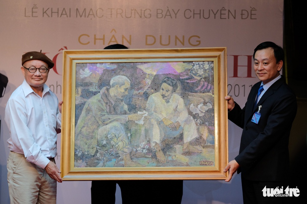 Triển lãm chân dung Hồ Chí Minh từ tranh cổ động - Ảnh 2. Triển lãm chân dung Hồ Chí Minh từ tranh cổ động - Ảnh 2.