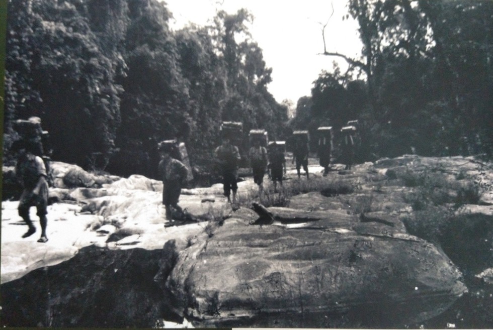 van-chuyen-hang-bang-phuong-thuc-gui-tho-thang-2-1962-15579278408501337577778.jpg