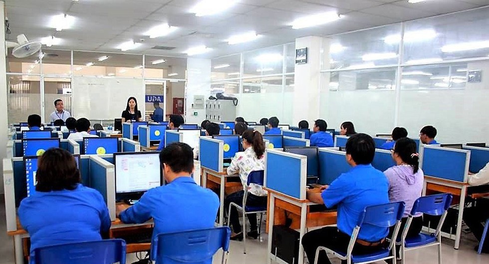 Các đơn vị đủ điều kiện tổ chức thi, cấp chứng chỉ ngoại ngữ, tin học - Ảnh 1. Các đơn vị đủ điều kiện tổ chức thi, cấp chứng chỉ ngoại ngữ, tin học - Ảnh 1.