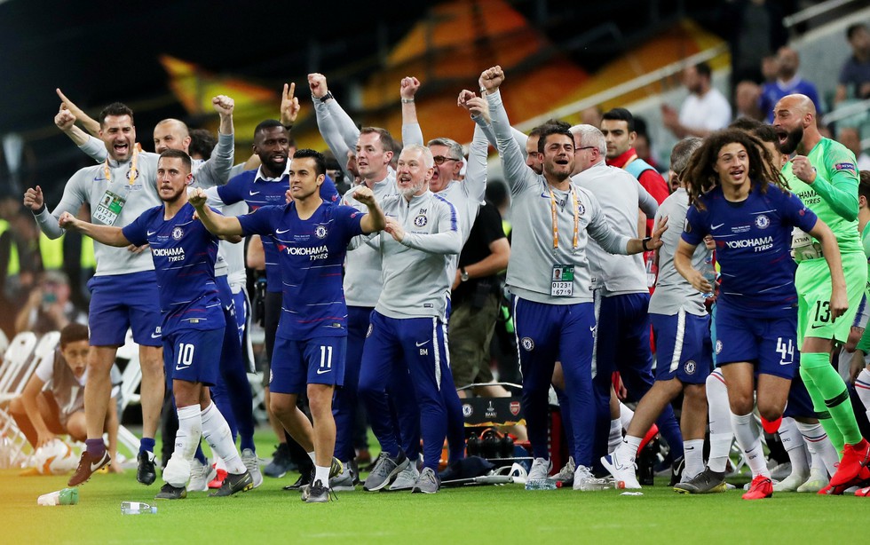 Chelsea tưng bừng ăn mừng chức vô địch Europa League - Ảnh 3. Chelsea tưng bừng ăn mừng chức vô địch Europa League - Ảnh 3.