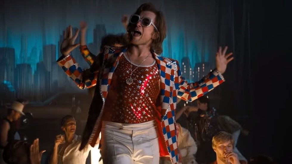 9 ca khúc làm nên tên tuổi Elton John sẽ xuất hiện trong Rocketman - Ảnh 10. 9 ca khúc làm nên tên tuổi Elton John sẽ xuất hiện trong Rocketman - Ảnh 10.