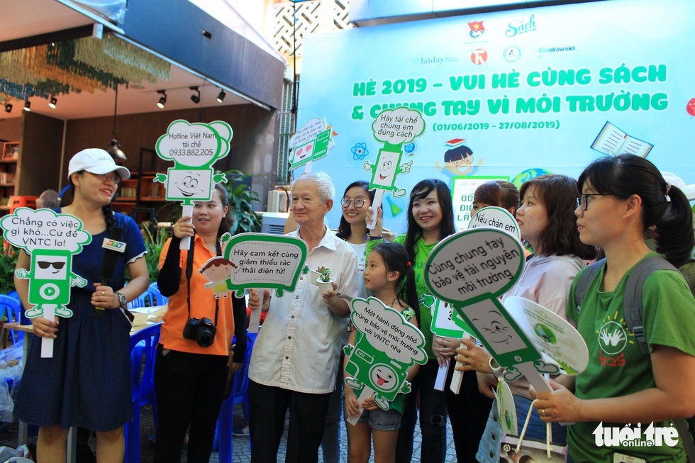 Đổi rác điện tử lấy cây xanh - Ảnh 6. Đổi rác điện tử lấy cây xanh - Ảnh 6.