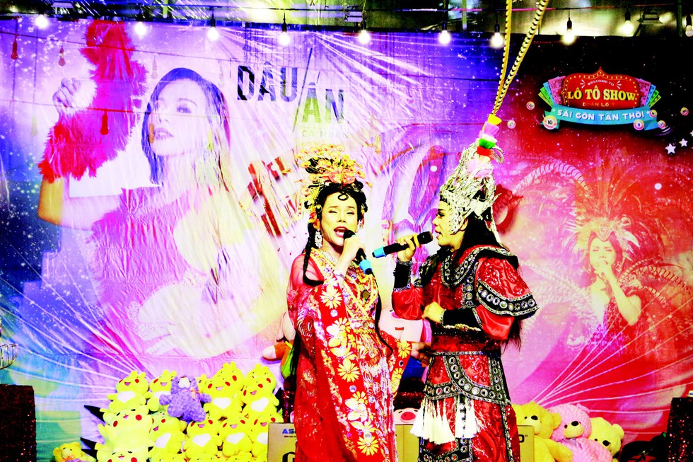 Lô tô và những bóng hồng chuyển giới - Kỳ 5: Dạ Thảo và dấu ấn cá nhân - Ảnh 4. Lô tô và những bóng hồng chuyển giới - Kỳ 5: Dạ Thảo và dấu ấn cá nhân - Ảnh 4.