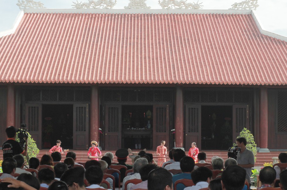 Rực rỡ lễ giỗ Đức Lễ Thành Hầu Nguyễn Hữu Cảnh - Ảnh 3. Rực rỡ lễ giỗ Đức Lễ Thành Hầu Nguyễn Hữu Cảnh - Ảnh 3.
