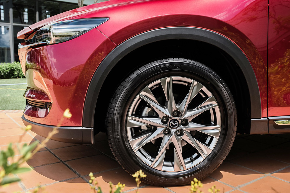 Thaco ra mắt mẫu xe Mazda CX-8, giá từ 1,149 tỉ đồng - Ảnh 7.