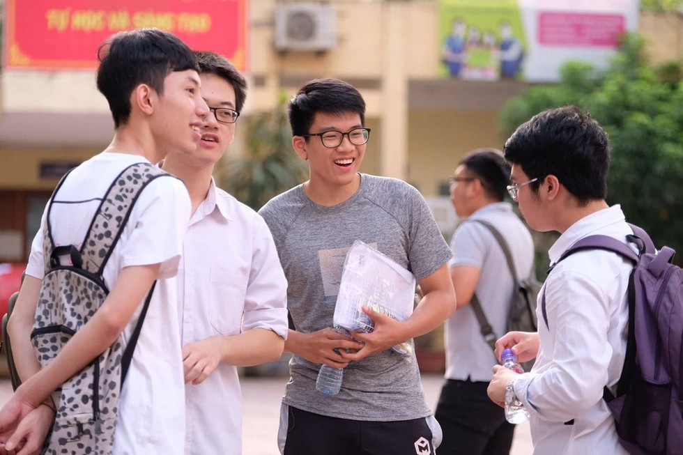 Đáp án môn toán thi THPT quốc gia 2019 - Ảnh 2. Đáp án môn toán thi THPT quốc gia 2019 - Ảnh 2.