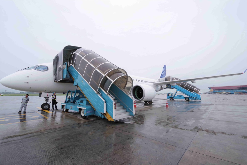 Máy bay phản lực loại nhỏ thế hệ mới được tính toán thay ATR72 - Ảnh 1. Máy bay phản lực loại nhỏ thế hệ mới được tính toán thay ATR72 - Ảnh 1.