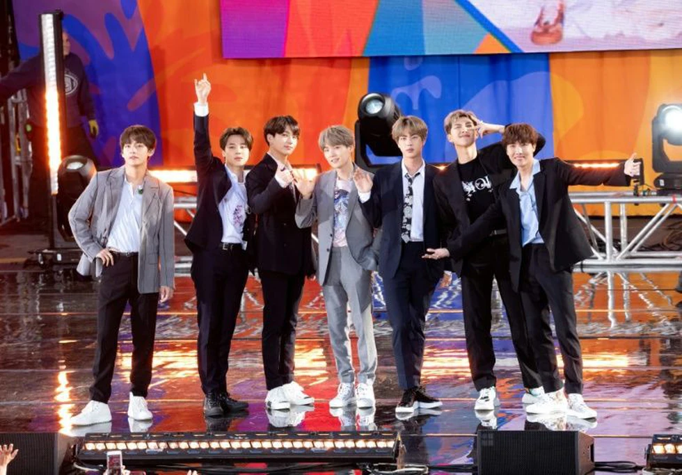 BTS thông báo tạm dừng biểu diễn, fan phản hồi tích cực - Ảnh 1. BTS thông báo tạm dừng biểu diễn, fan phản hồi tích cực - Ảnh 1.