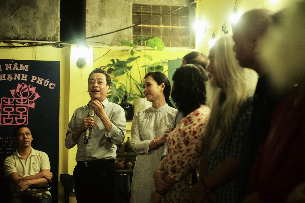Đến với Xuân Quỳnh, Lưu Quang Vũ bằng ‘máy bán thơ’ - Ảnh 6. Đến với Xuân Quỳnh, Lưu Quang Vũ bằng ‘máy bán thơ’ - Ảnh 6.