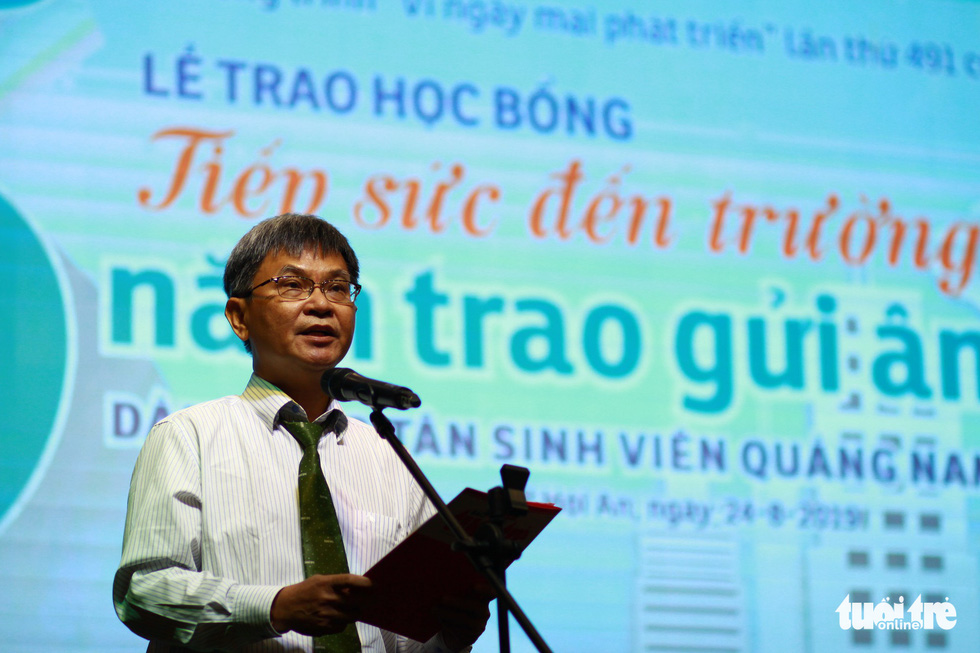 Trao 150 suất học bổng Tiếp sức đến trường cho tân sinh viên Quảng Nam - Đà Nẵng - Ảnh 4. Trao 150 suất học bổng Tiếp sức đến trường cho tân sinh viên Quảng Nam - Đà Nẵng - Ảnh 4.