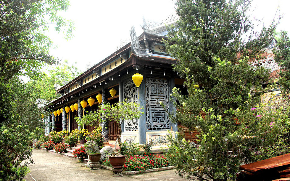 Sau tổ đình Từ Hiếu, chùa Quốc Ân lại tháo dỡ để dựng... to đẹp hơn! - Ảnh 1. Sau tổ đình Từ Hiếu, chùa Quốc Ân lại tháo dỡ để dựng... to đẹp hơn! - Ảnh 1.